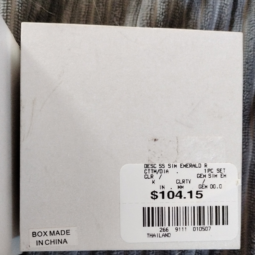 Sterling Silver Simulated Emerald Ring - image 3